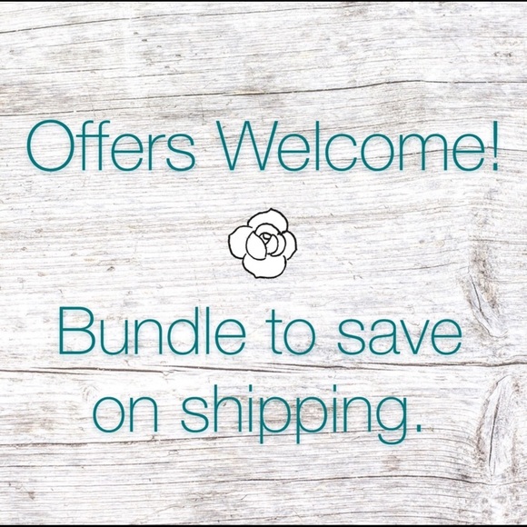 Red Enamel Heart Ring Size 7 - Picture 5 of 5